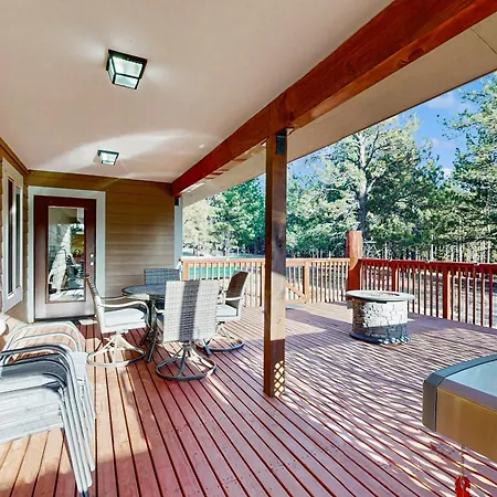 Valley Views Cottage